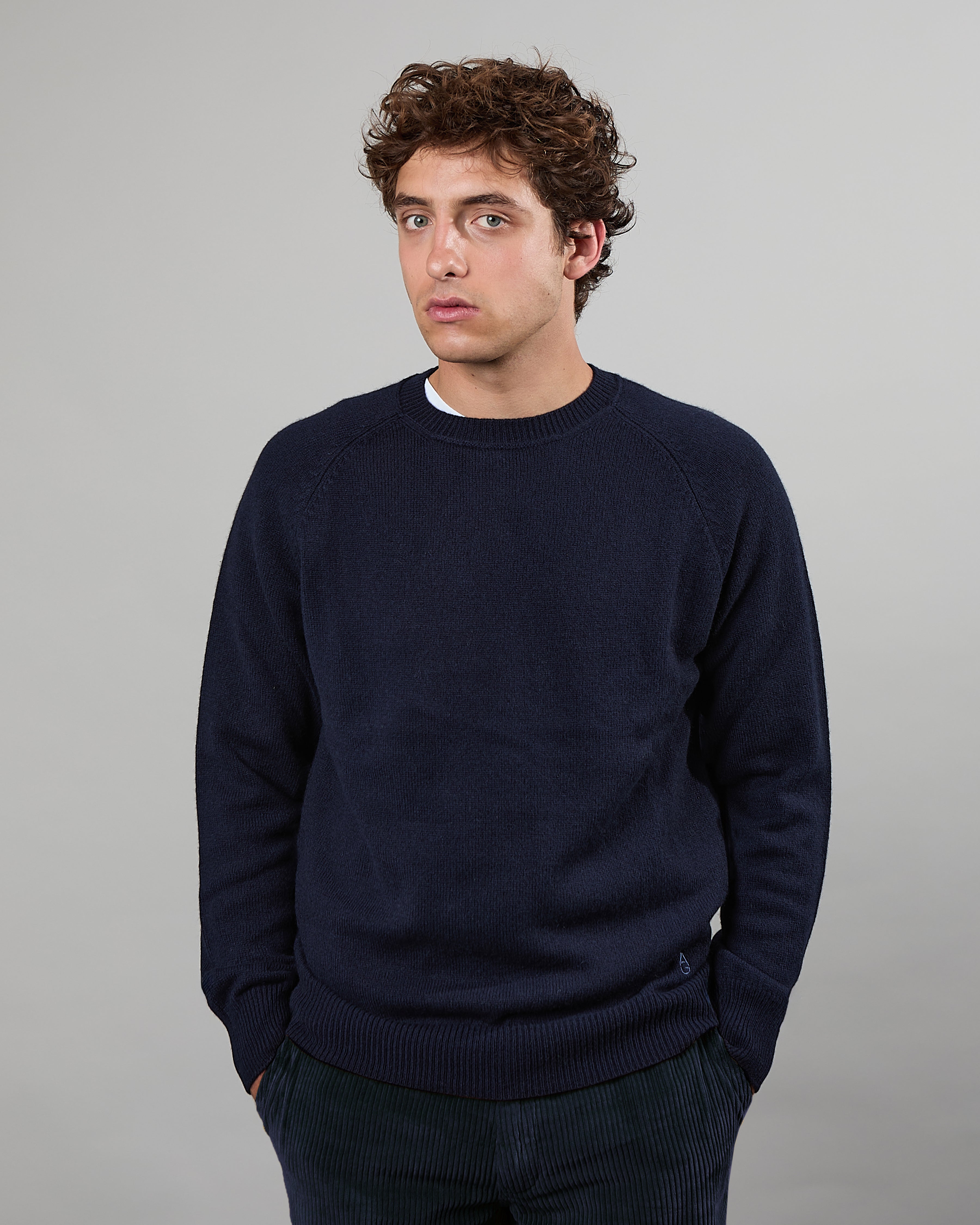 Milo Man Navy