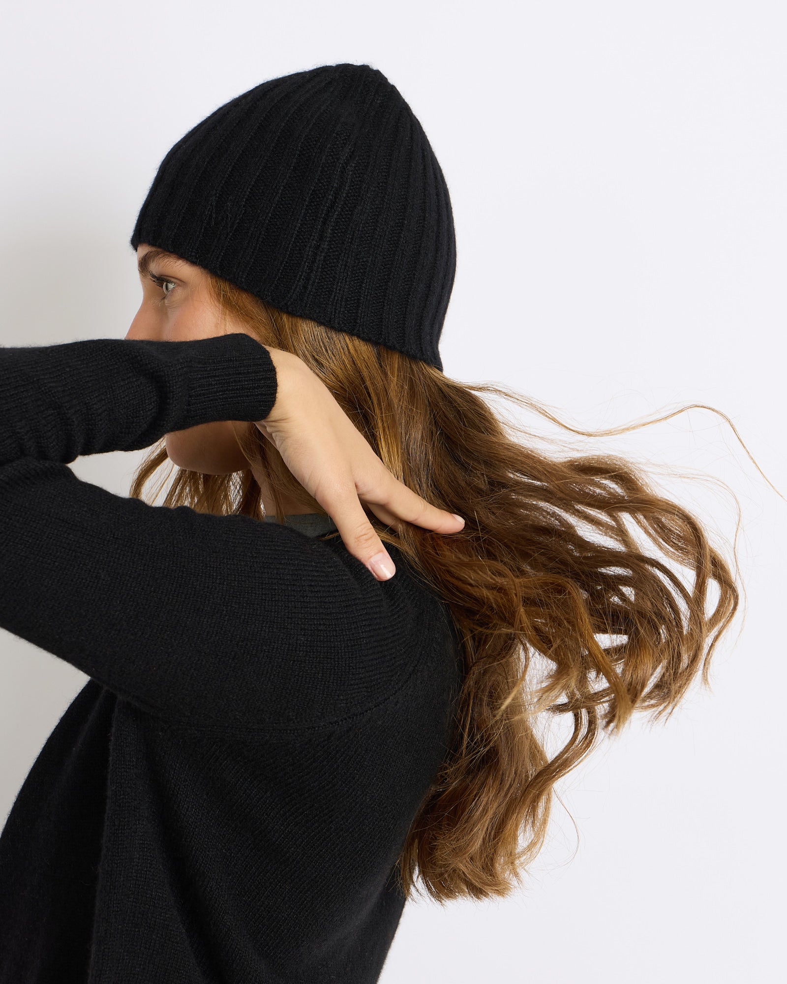 Bonnet Black