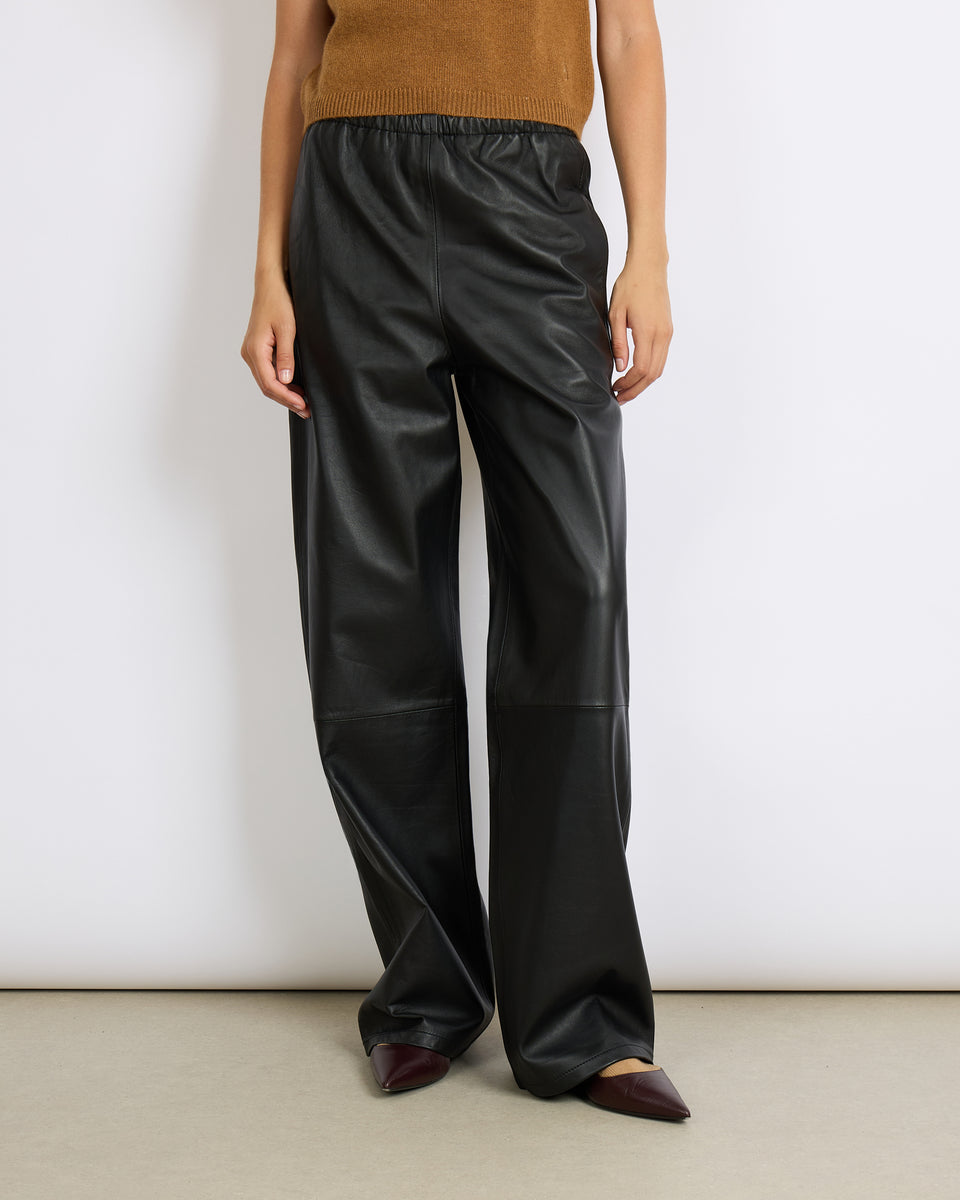 Ava Leather Black