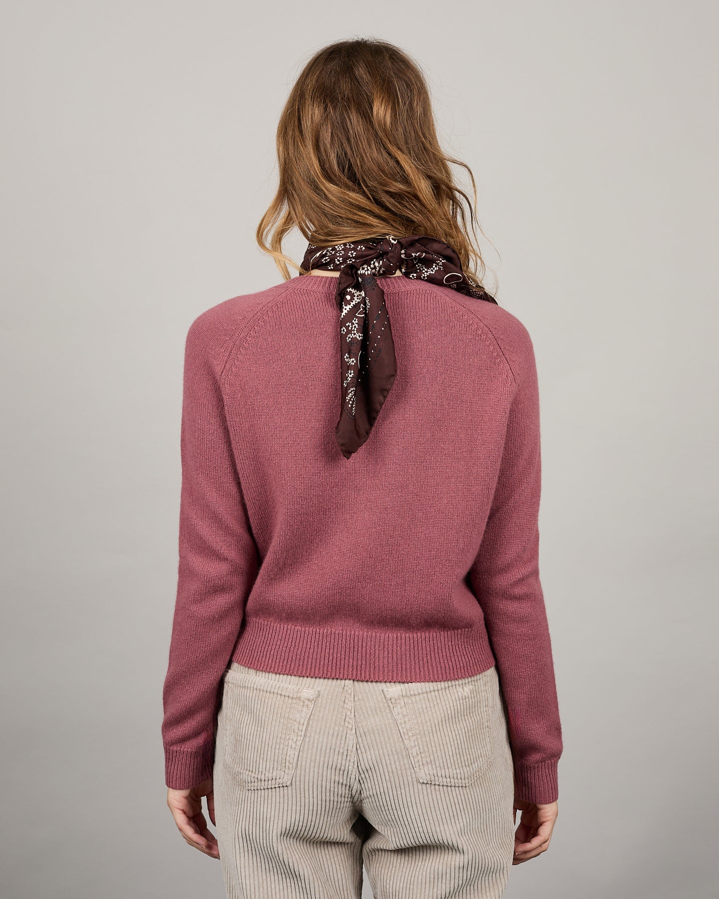 Cardigan Mila blush 17 - 2 - Alexandra Golovanoff