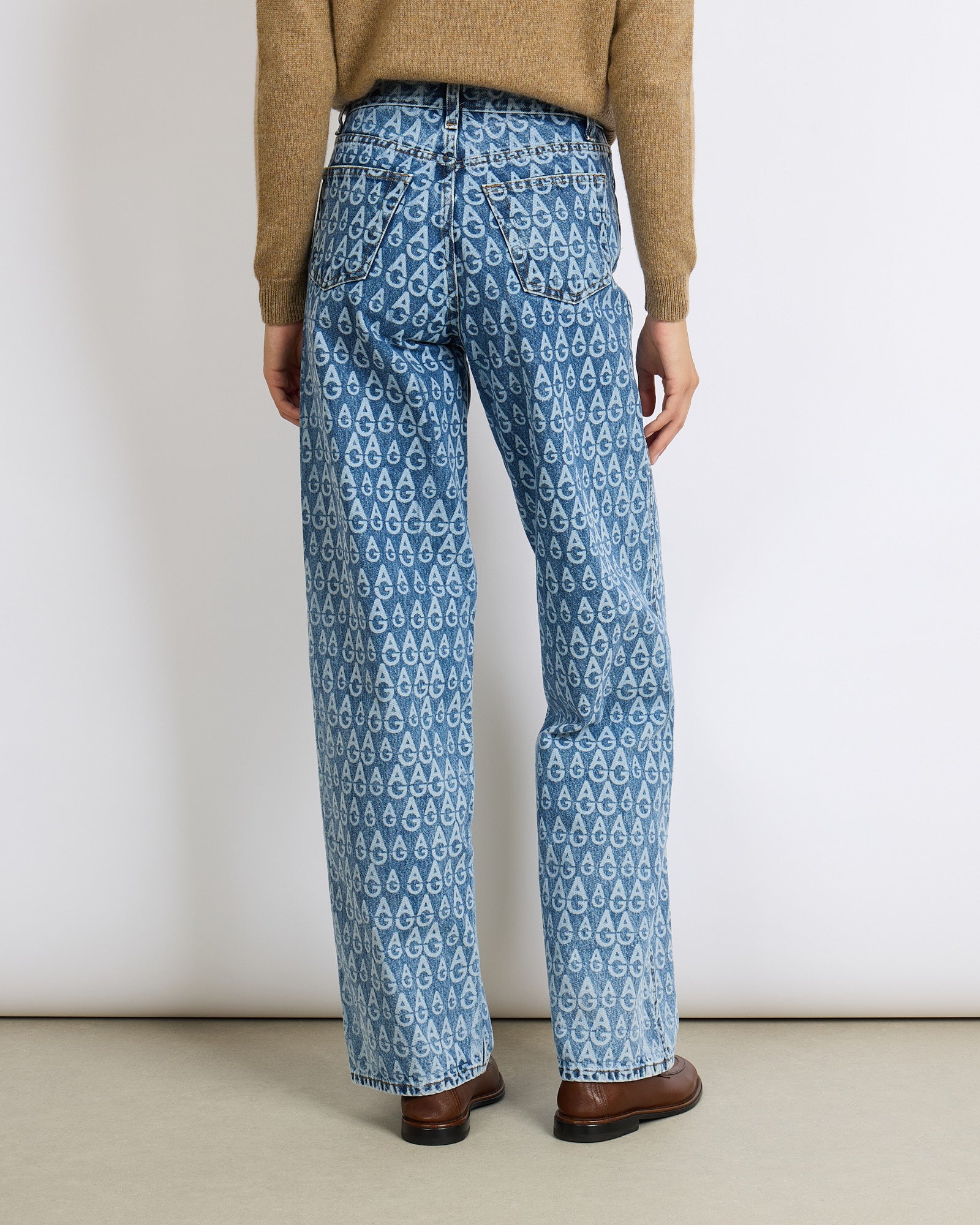 Cecile Denim Logo