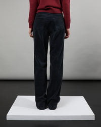 France - Pantalon velours - taille mi-haute - jambe droite - 2 - Alexandra Golovanoff