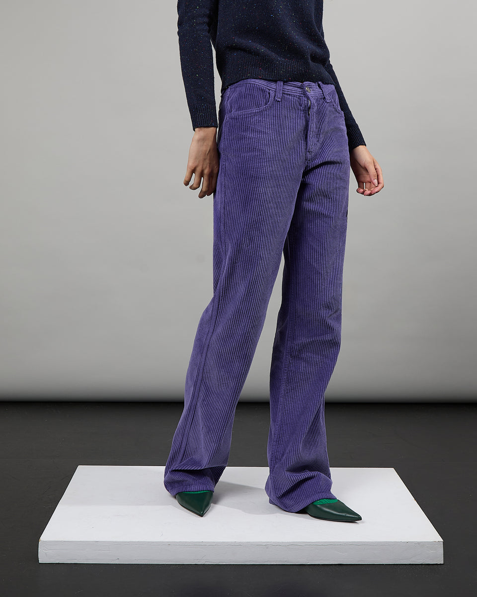 France - Pantalon velours - taille mi-haute - jambe droite - 2 - Alexandra Golovanoff
