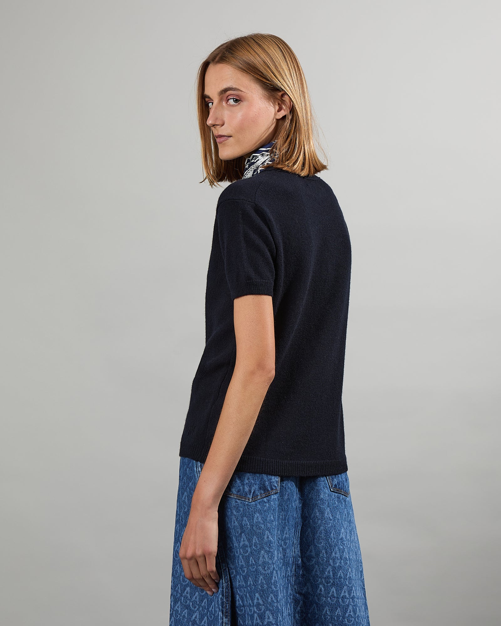 André Superlight navy - 2 - Alexandra Golovanoff