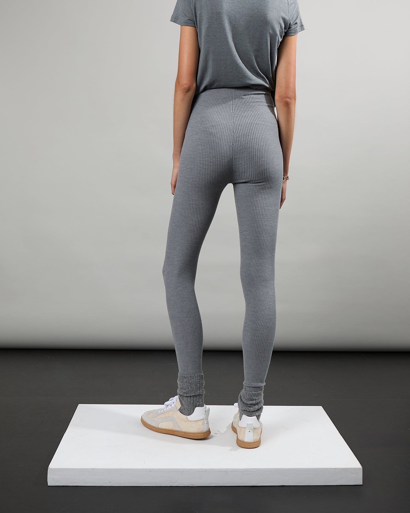 Legging - Legging en 100% laine vierge - 2 - Alexandra Golovanoff