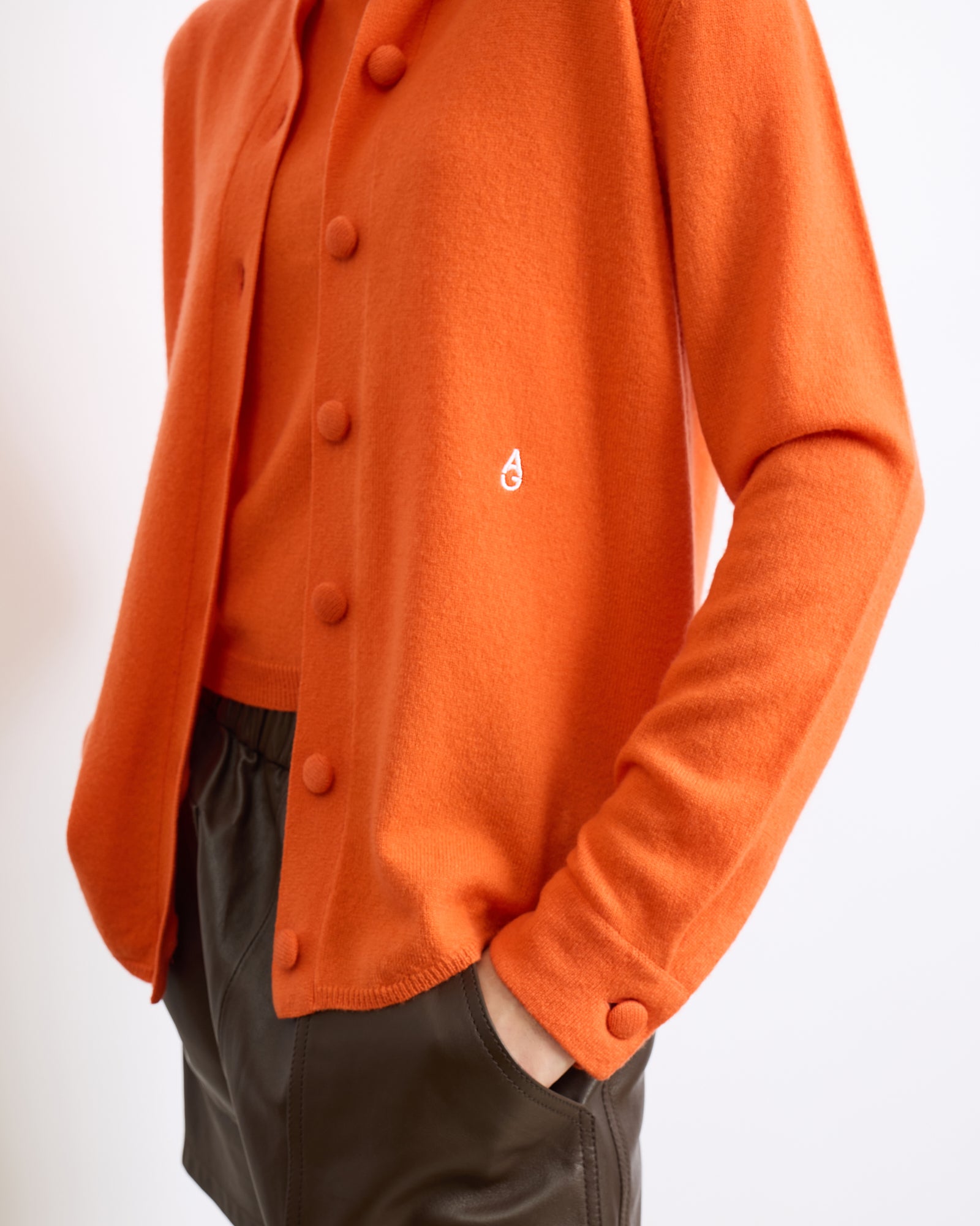 Luana Light Orange 21