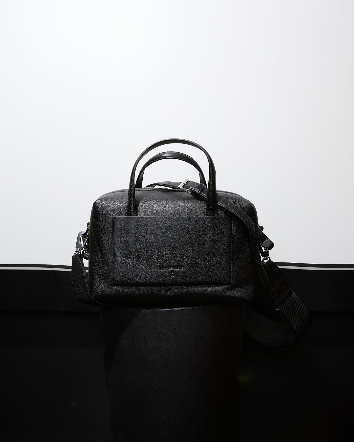 Alex black (Alexandra Golovanoff + Pierre Hardy)