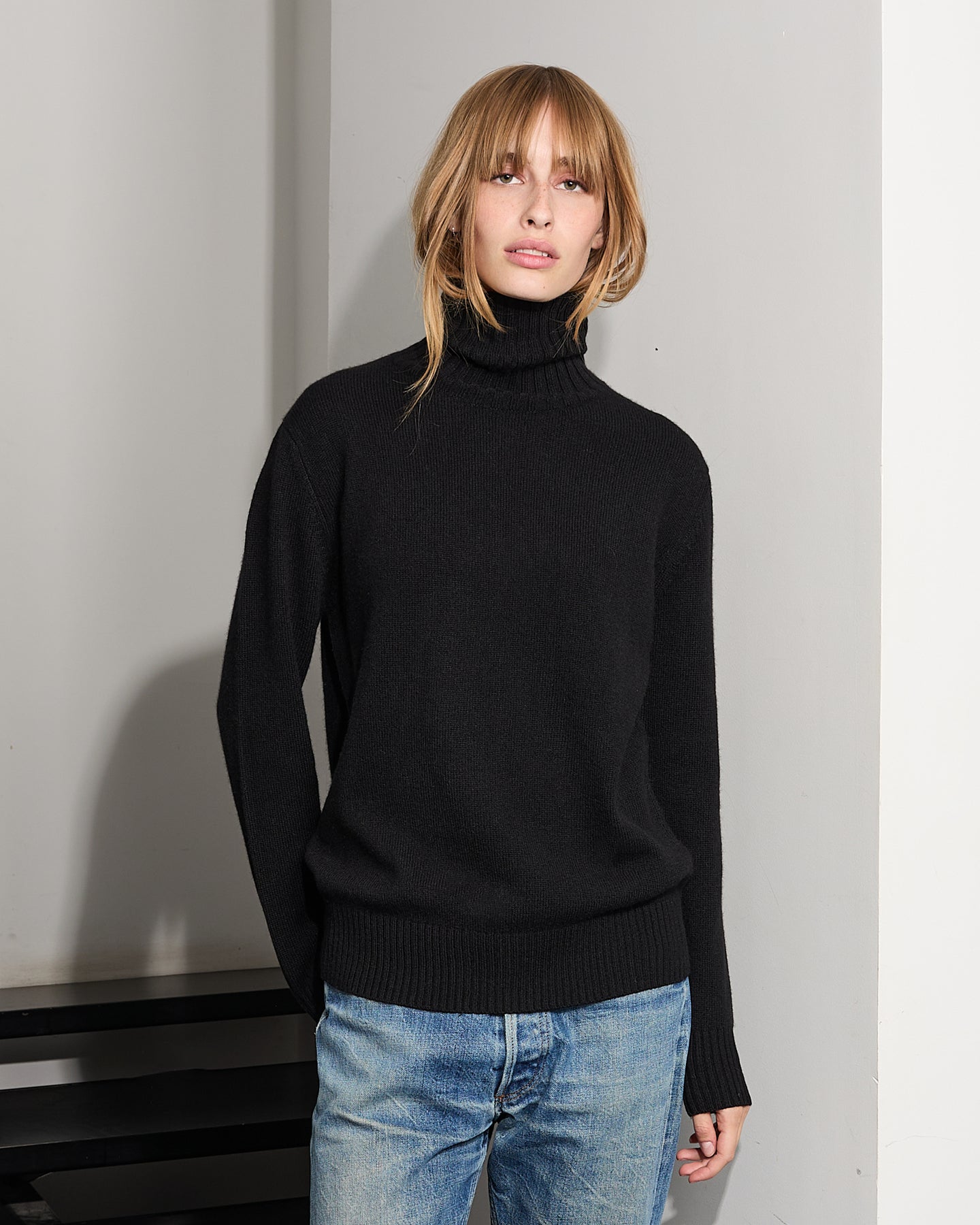 Pierre black - 1 - Alexandra Golovanoff