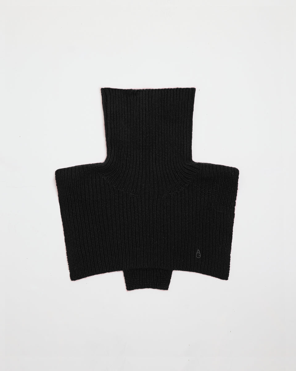 Plastron Black