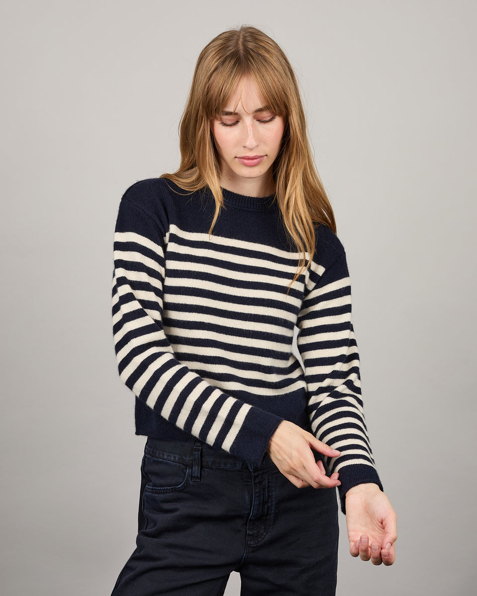 Sailor navy 17 - 1 - Alexandra Golovanoff