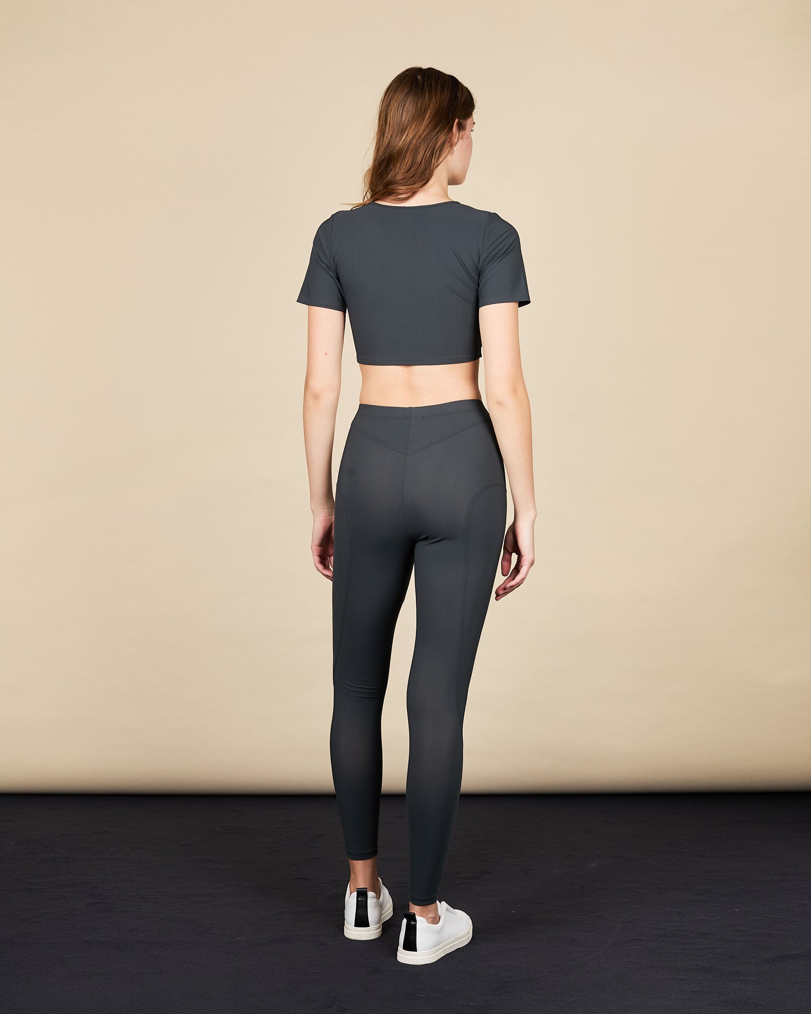 Legging sport gris 18 - 2 - Alexandra Golovanoff