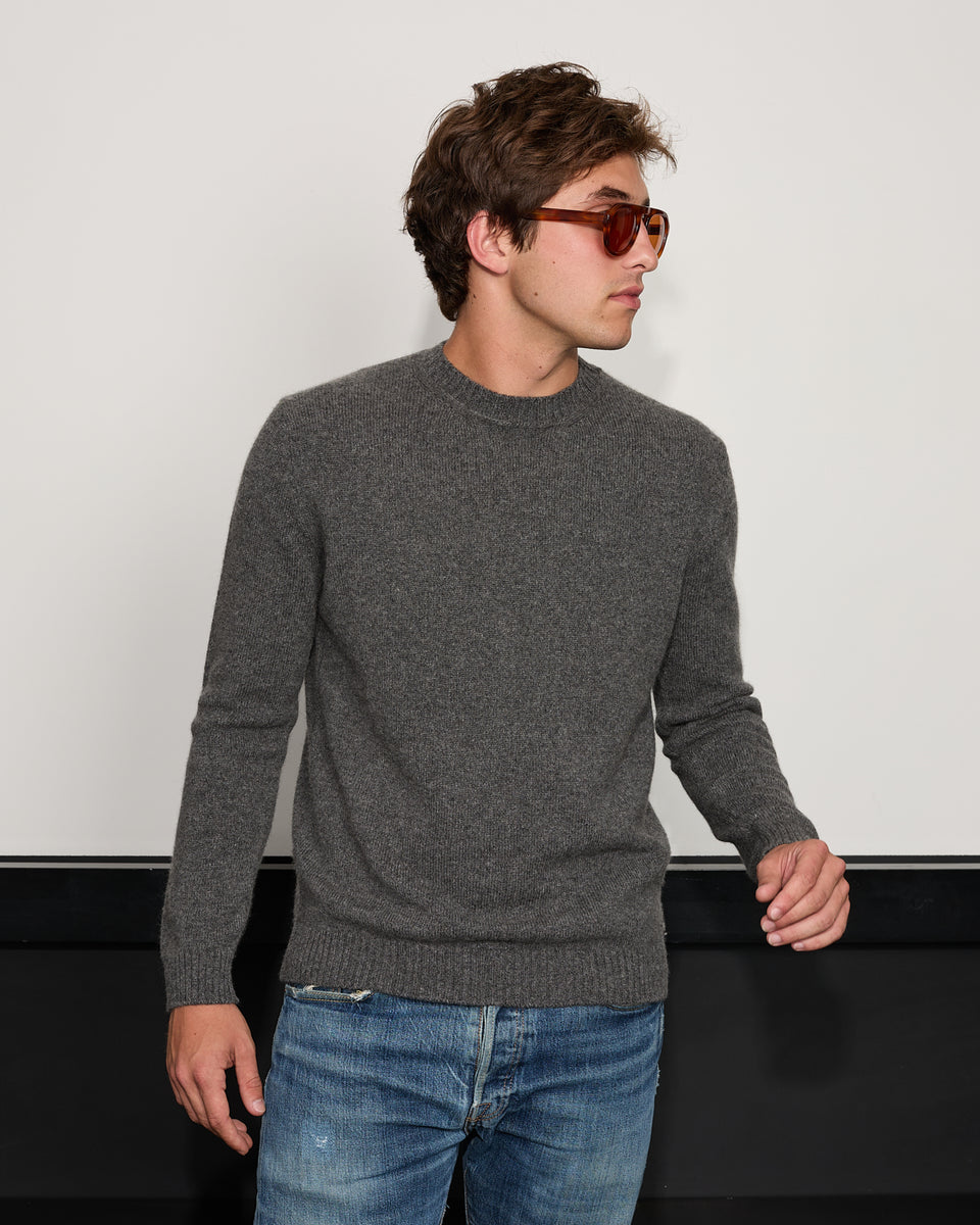 Virgile Man Grey - 1 - Alexandra Golovanoff