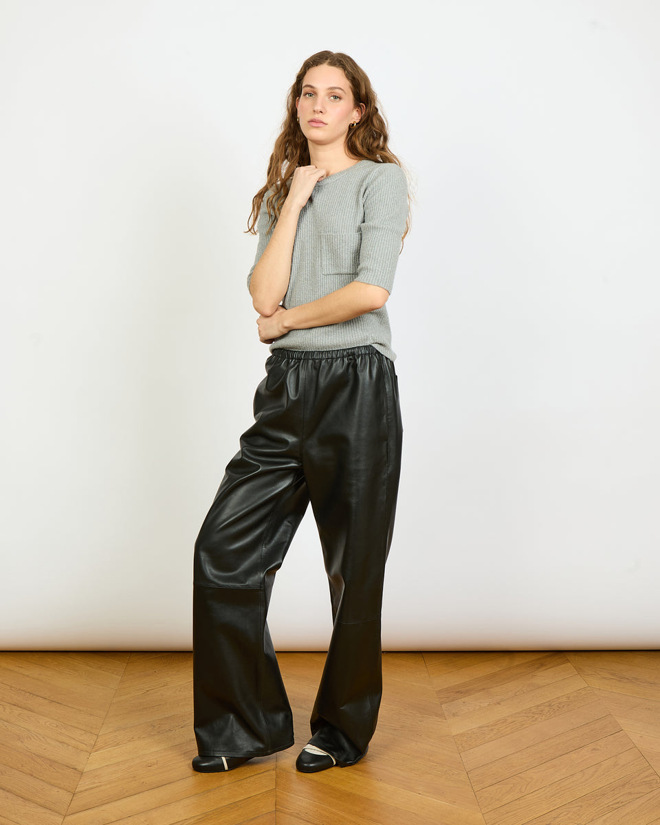 Ava - Pantalon large - taille élastique - 100% cuir d'agneau - 2 - Alexandra Golovanoff