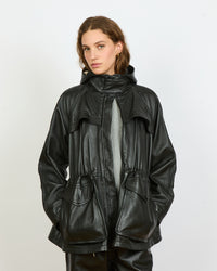 Travel - Parka à capuche en 100% cuir d'agneau - 2 - Alexandra Golovanoff