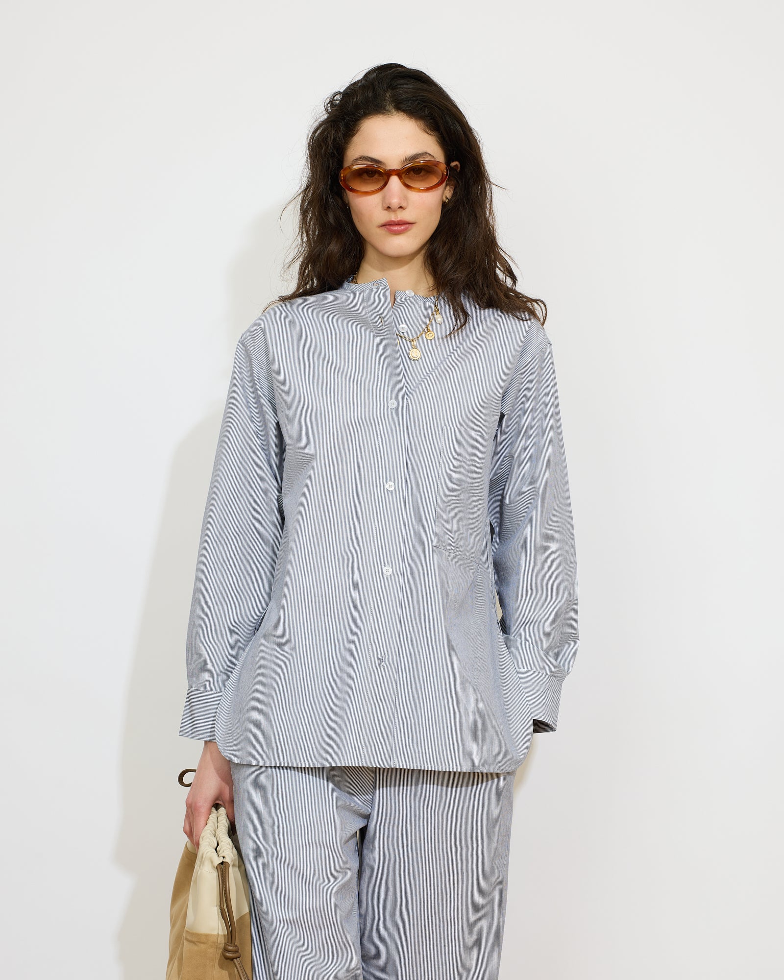 Alma - Chemise en coton rayée fil à fil - 2 - Alexandra Golovanoff
