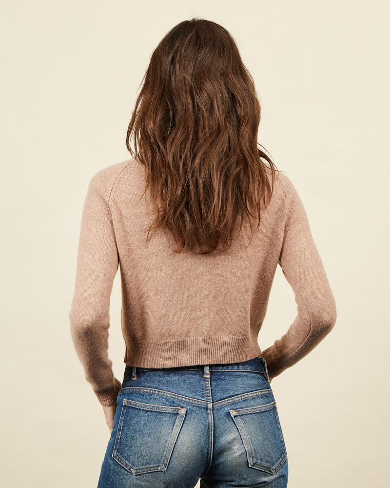 Cardigan Mila beige 15 - 2 - Alexandra Golovanoff