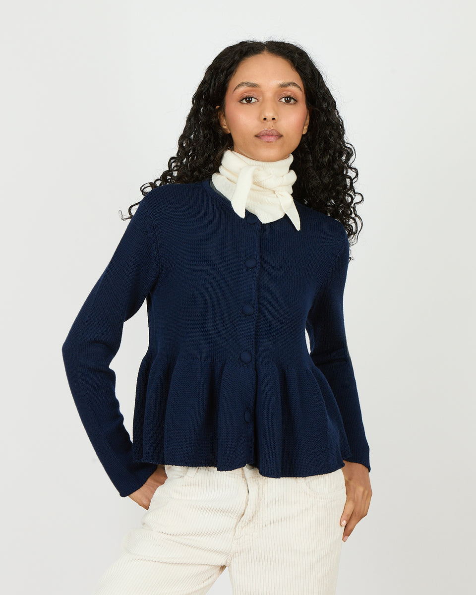Iris - Cardigan en 100% laine vierge - 1 - Alexandra Golovanoff