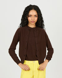 Mila - Cardigan fin col rond et manches raglantes en 100% cachemire - 1 - Alexandra Golovanoff