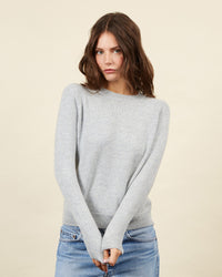 Mila grey 15 - 1 - Alexandra Golovanoff
