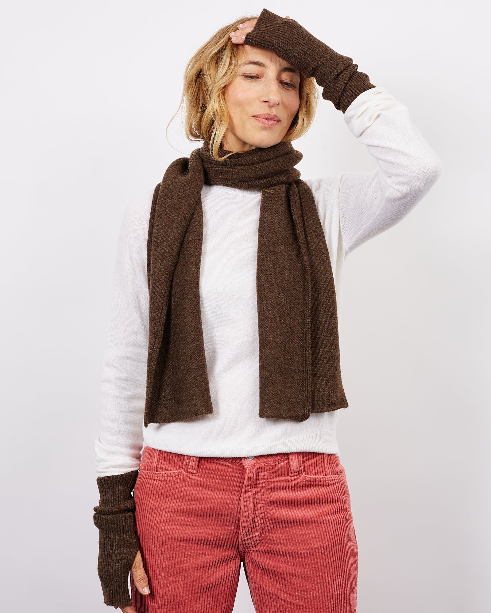 Echarpe brown 15 - 1 - Alexandra Golovanoff