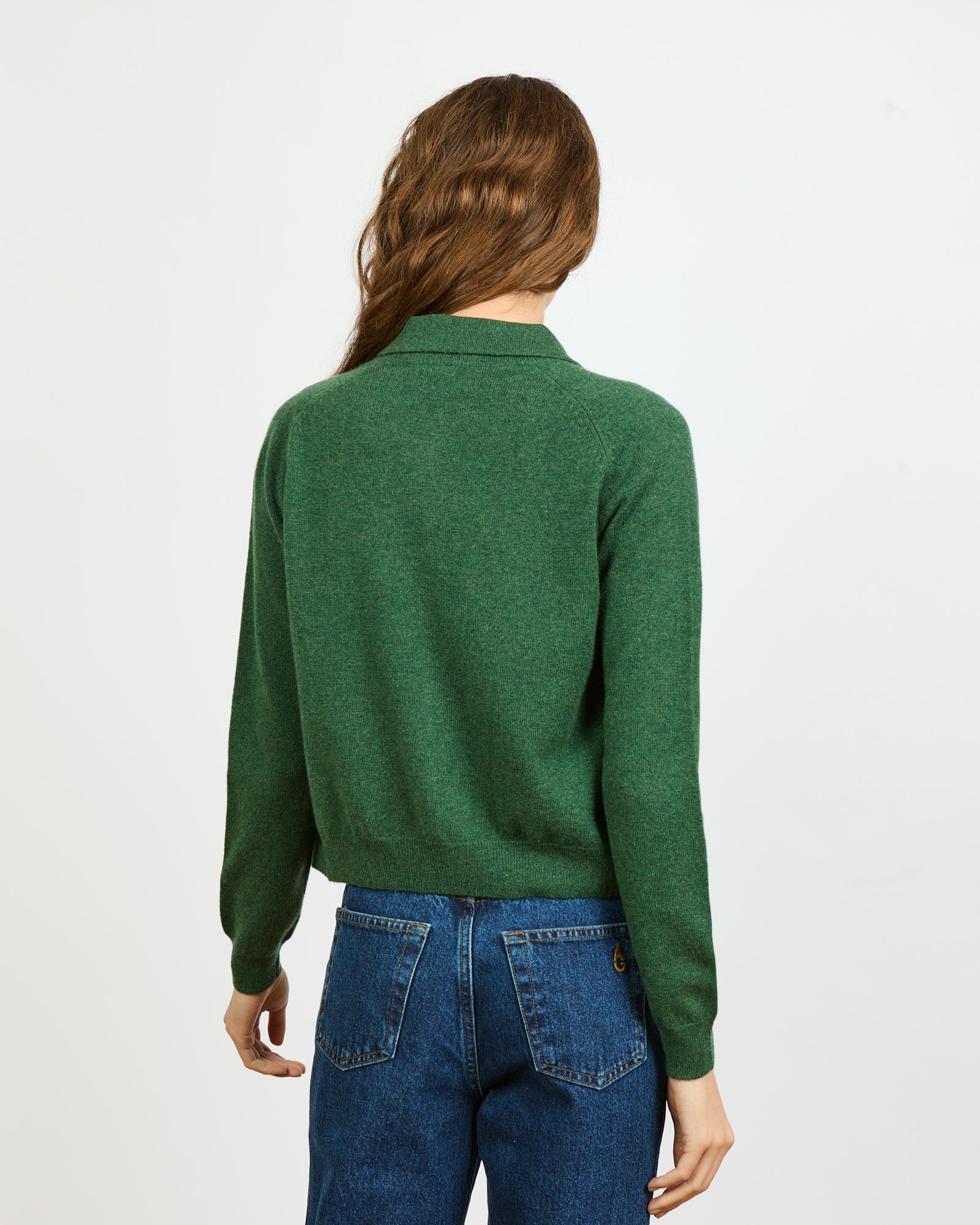 Mila - Cardigan fin col rond et manches raglantes en 100% cachemire - 2 - Alexandra Golovanoff