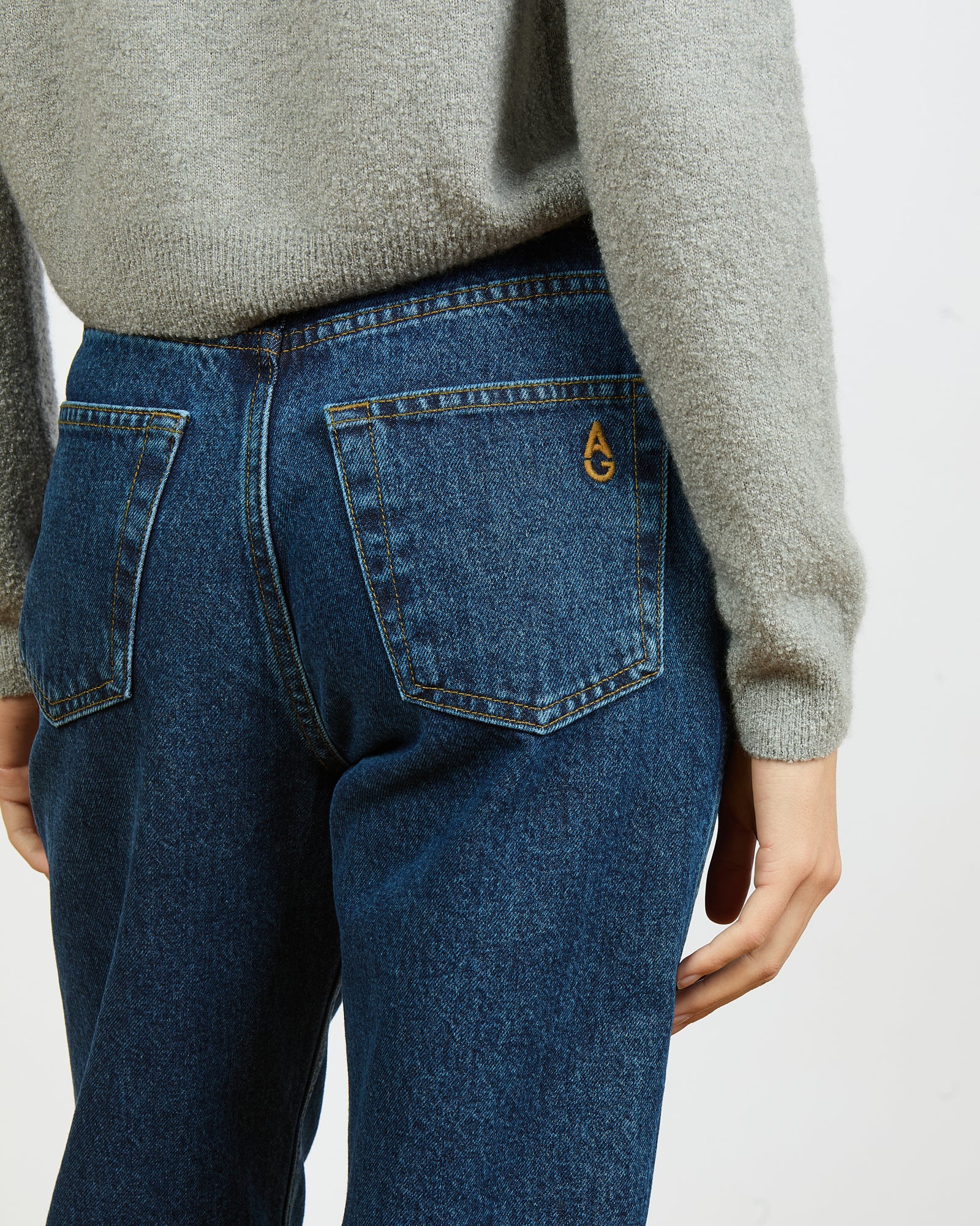Monica - taille mi-haute - jambe droite - 4 - Alexandra Golovanoff