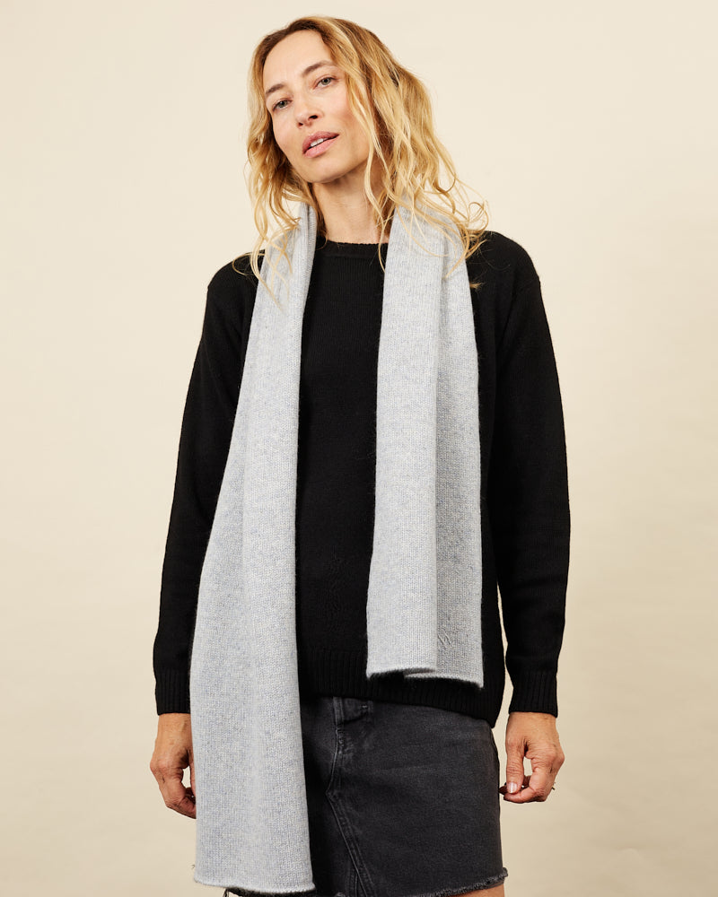 Echarpe grey 15 - 1 - Alexandra Golovanoff