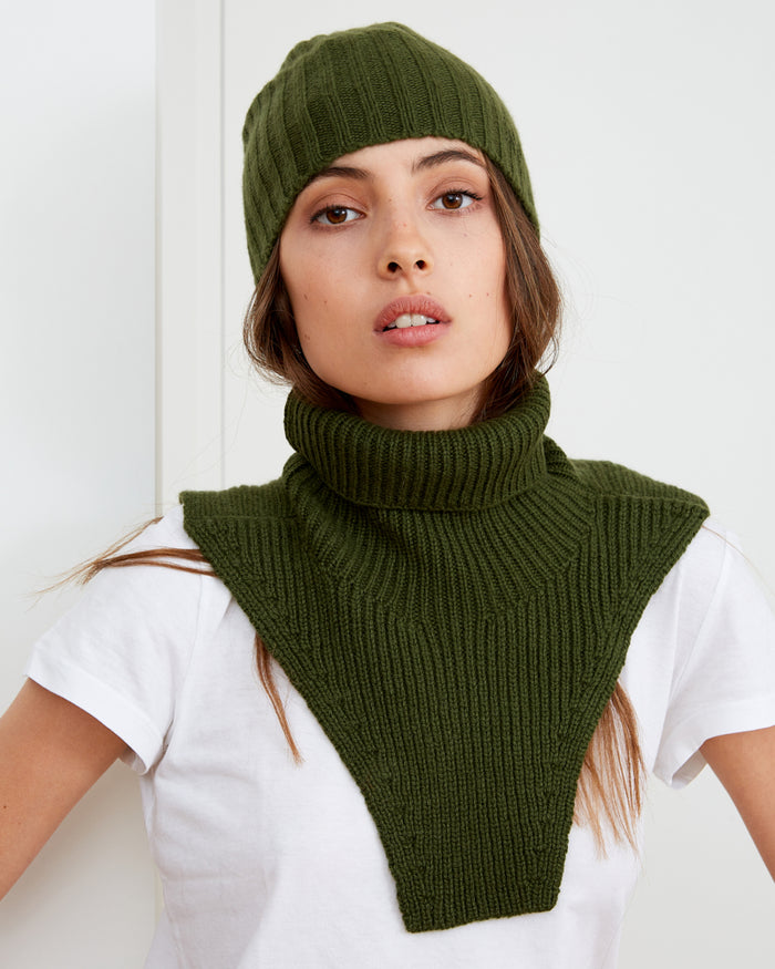 alexandra golovanoff Bonnet kaki 13