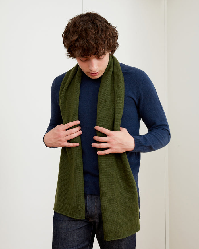 alexandra golovanoff Echarpe kaki 13