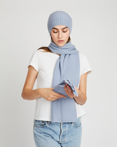 Bonnet blue 11